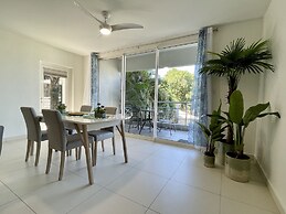 OASIS Apartments Simpson Bay