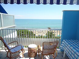 Spend Your Holiday in our sea View Flat