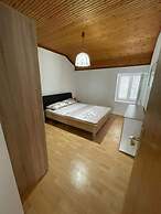 Red Apartment for 05