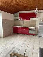 Red Apartment for 05