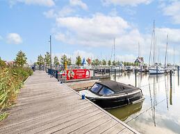 Houseboat in Volendam Marina