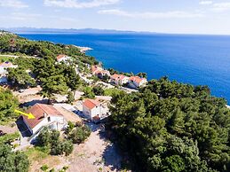 Holiday Home Blue Vineyard- Three Bedroom House With Terrace and Sea V