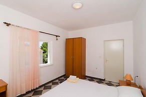 Holiday Home Blue Vineyard- Three Bedroom House With Terrace and Sea V