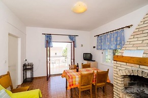 Holiday Home Blue Vineyard- Three Bedroom House With Terrace and Sea V