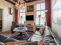 Lovely Holiday Home From 1761 With Contemporary Comfort