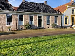 Lovely Holiday Home From 1761 With Contemporary Comfort