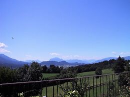 Holiday Home in Ludmannsdorf Near Worthersee
