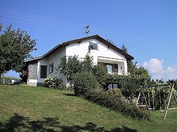 Holiday Home in Ludmannsdorf Near Worthersee