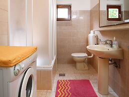 Apartments Boro - Three Bedroom Apartment With Sea View