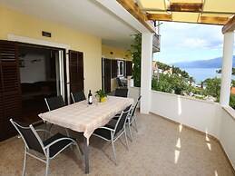 Apartments Boro - Three Bedroom Apartment With Sea View