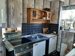 Unique Atelier House With Hottub Next to Pieterpad
