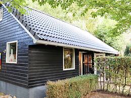 Unique Atelier House With Hottub Next to Pieterpad
