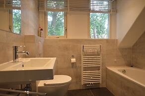 Peaceful Holiday Home in Lemele Near City Centre