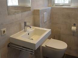 Peaceful Holiday Home in Lemele