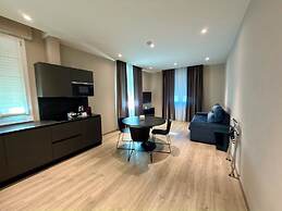 VI SUITES