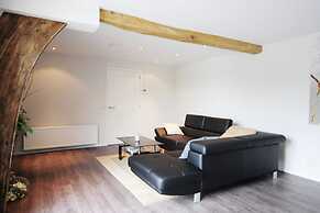 Romantic Holiday Home With Plenty of Cycling and Walking Possibilities