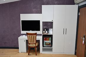 HMZ LUXURY ÇEKMEKÖY KONAKLAMA TESİSİ