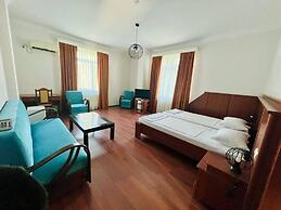 Hotel Aristocrat
