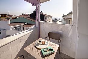 Seven Roses Apart Hotel