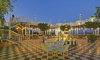 Treebo Khakhri Haveli