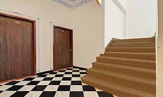 Treebo Khakhri Haveli