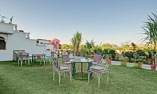 Treebo Khakhri Haveli