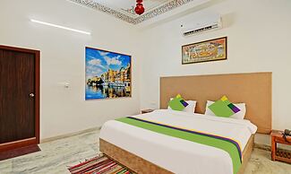 Treebo Khakhri Haveli