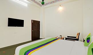 Treebo Khakhri Haveli