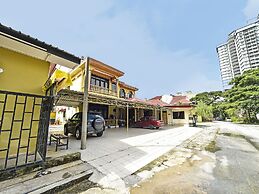 OYO 90702 Empire Inn 1