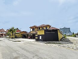 OYO 90702 Empire Inn 1