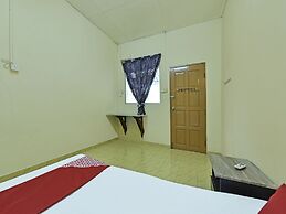 OYO 90702 Empire Inn 1