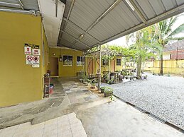 OYO 90702 Empire Inn 1