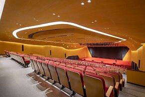 Ramada By Wyndham Maoming Dianbai