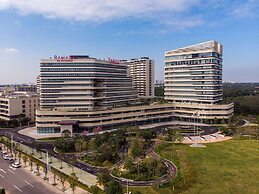 Ramada By Wyndham Maoming Dianbai