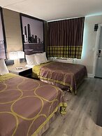 Super 8 by Wyndham Rockford South