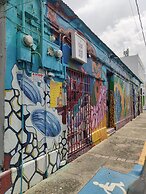 Tropical Breeze Escapes Couples Studio