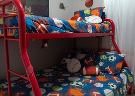 Tropical Breeze Escapes Couples Studio