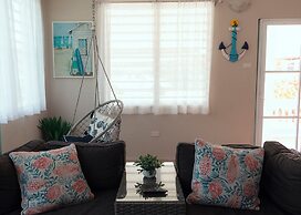 Tropical Breeze Escapes Couples Studio