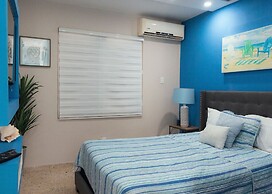 Tropical Breeze Escapes Couples Studio