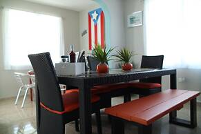 Tropical Breeze Escapes Couples Studio