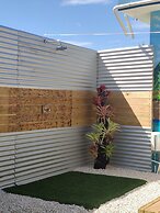 Tropical Breeze Escapes Couples Studio