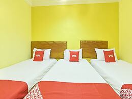 OYO 89845 Hotel Sri Bintang