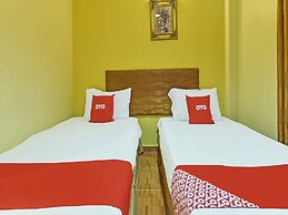 OYO 89845 Hotel Sri Bintang