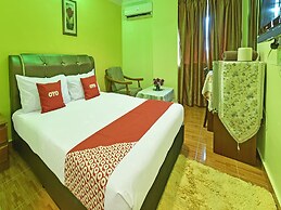 OYO 89845 Hotel Sri Bintang