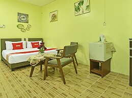 OYO 89845 Hotel Sri Bintang