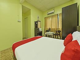OYO 89845 Hotel Sri Bintang