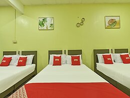 OYO 89845 Hotel Sri Bintang