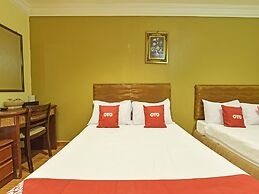 OYO 89845 Hotel Sri Bintang