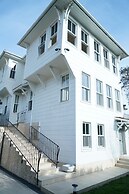 Pavilion With Bosphorus View in Anadolu Hisari
