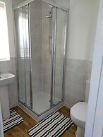 Remarkable and Modern House in Rugby, England